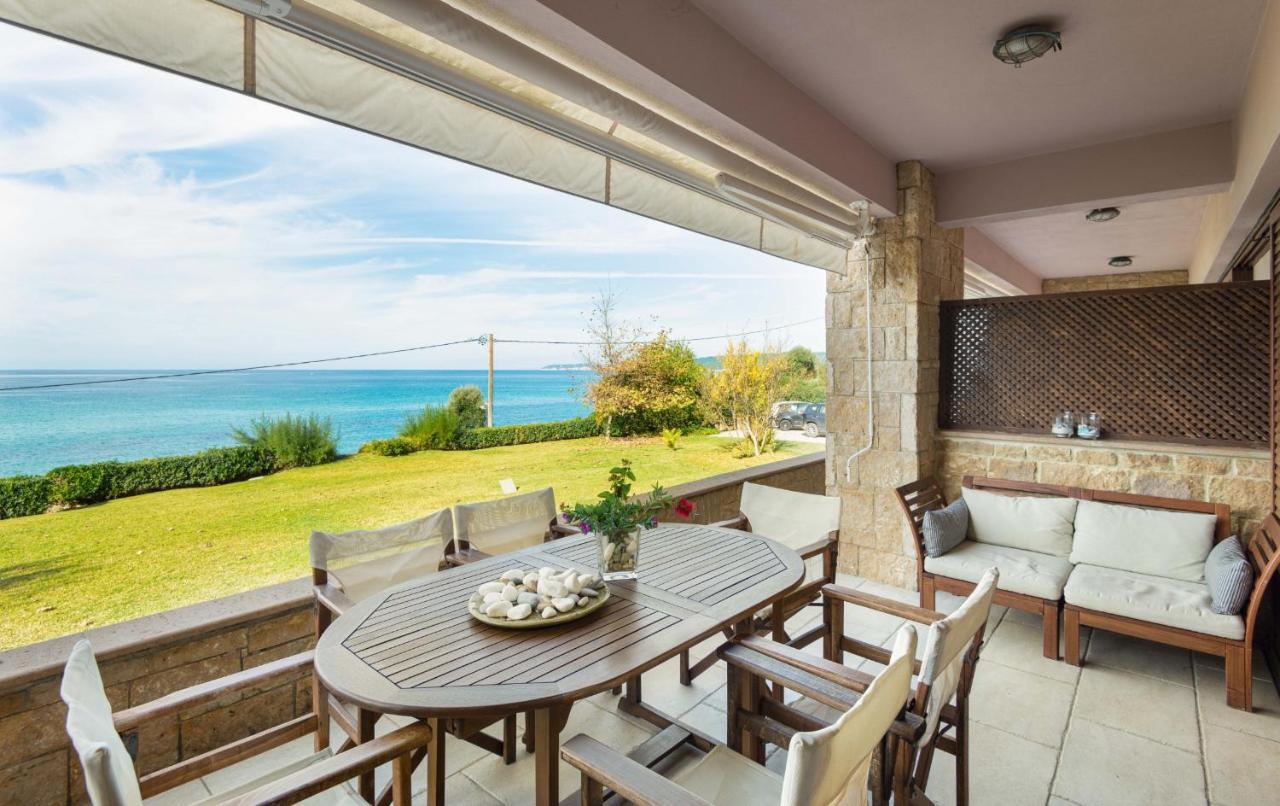 Seagrove, Beachfront Villa In Possidi #Feelslikehome Skala Fourkas Ngoại thất bức ảnh